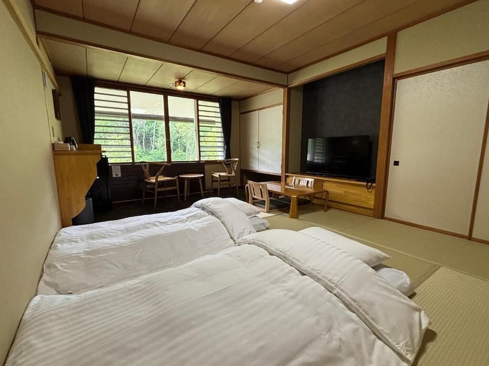 スタンダード ルーム 客室3 | クラブウィンダム白樺荘志賀高原