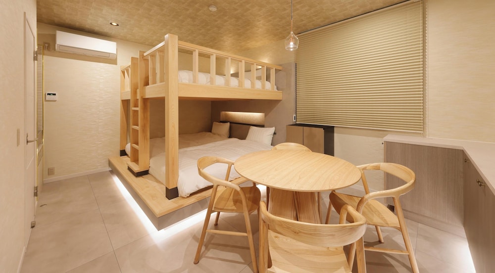 201 デザイン4人部屋 禁煙 専用バスルーム | HAKORU TOKYO 八炬ル