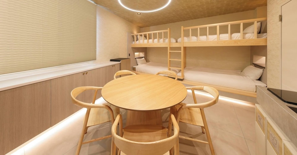 HAKORU TOKYO 八炬ル