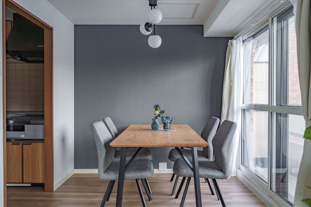 レストラン1 | E-US NAEBO 203 レストラン1 | E-US NAEBO 203