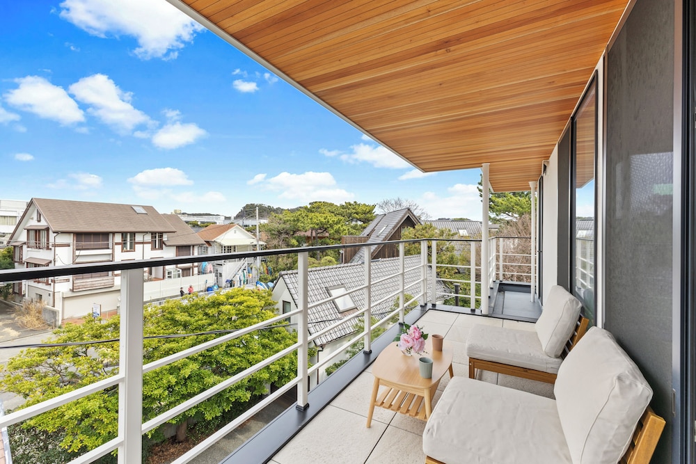 デラックス アパートメント バルコニー パーシャル オーシャン ビュー 施設の敷地1 | 逗子海岸テラス