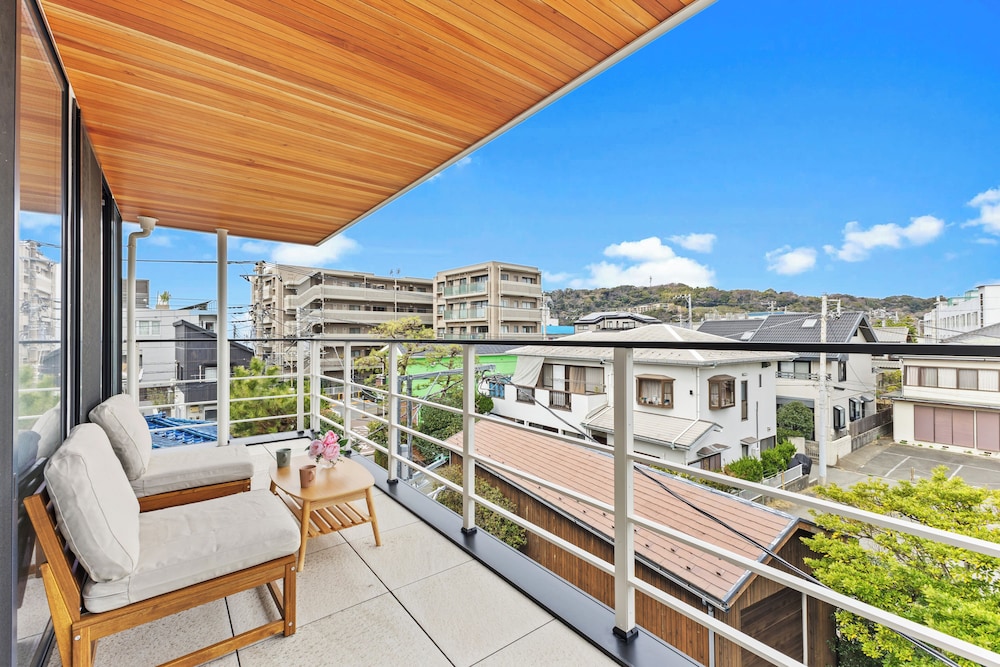 デラックス アパートメント バルコニー パーシャル オーシャン ビュー 施設の敷地3 | 逗子海岸テラス