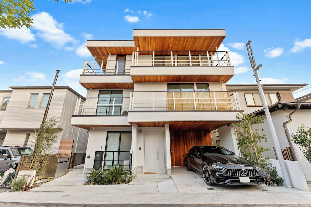 デラックス アパートメント バルコニー パーシャル オーシャン ビュー 外観0 | 逗子海岸テラス