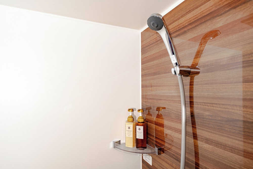 ダブルルーム 禁煙 バスルーム1 | ホテルクレイドルキャビン田無