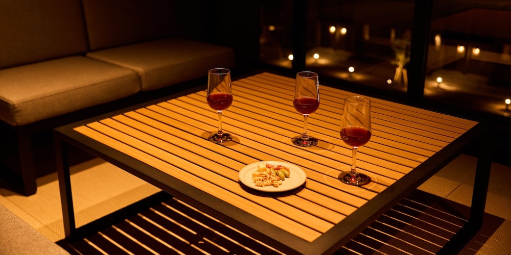 [A] ダブルベッド2台 + 布団3組 / 111平米 / 天然温泉 畳テラス(~7名) 禁煙 客室8 | Rakuten STAY VILLA 箱根強羅