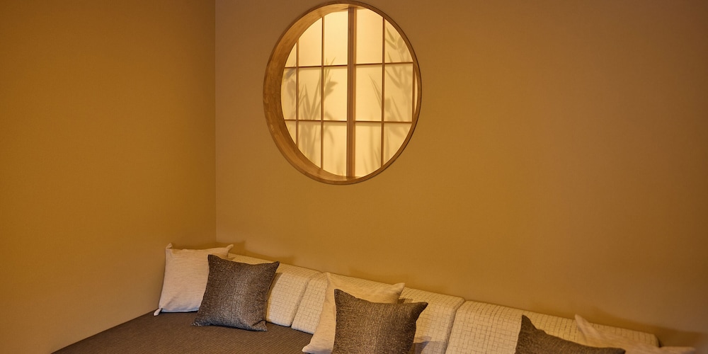 [A] ダブルベッド2台 + 布団3組 / 111平米 / 天然温泉 畳テラス(~7名) 禁煙 客室18 | Rakuten STAY VILLA 箱根強羅