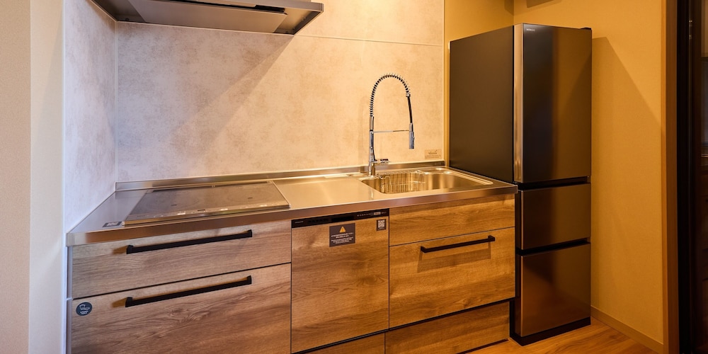 [A] ダブルベッド2台 + 布団3組 / 111平米 / 天然温泉 畳テラス(~7名) 禁煙 専用キッチン0 | Rakuten STAY VILLA 箱根強羅