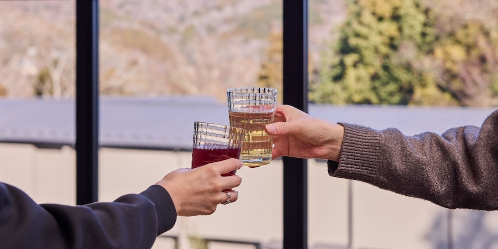 [C]ダブルベッド2台+シングルベッド4台 / 112平米 / 天然温泉付き(~8名) 禁煙 食事・飲み物0 | Rakuten STAY VILLA 箱根強羅