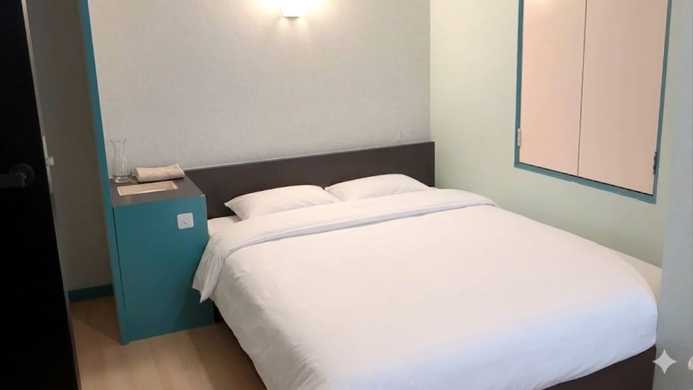 スタンダード ダブルルーム 客室3 | キャンディボックス