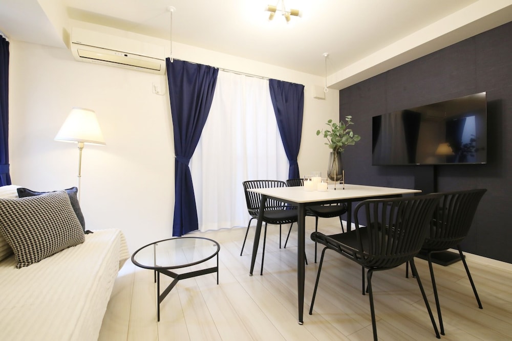 アパートメント 18 | Esperada Kameari 103