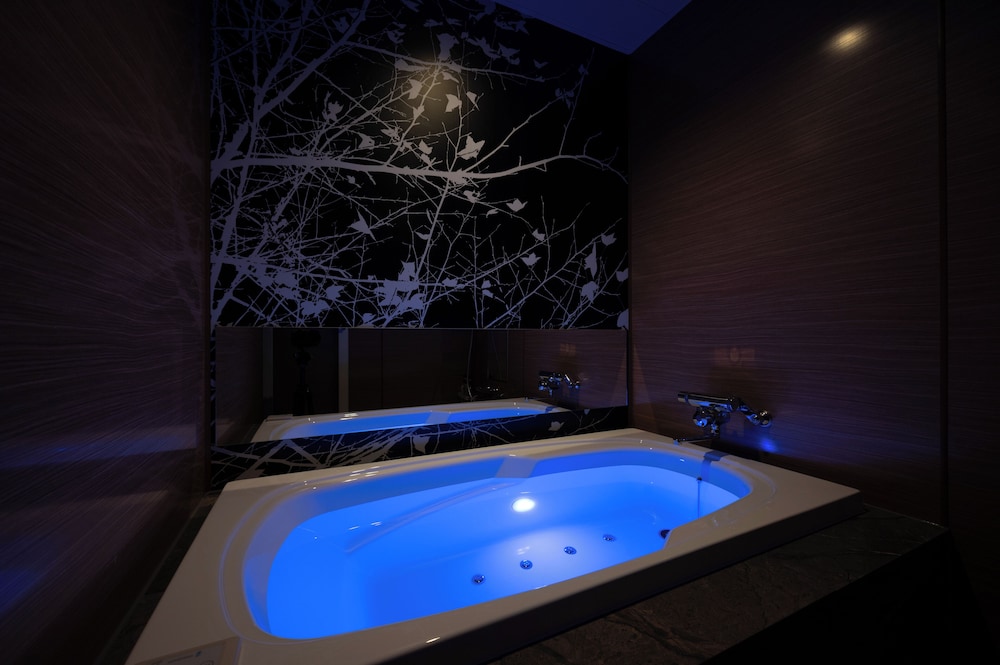 ラグジュアリー ダブルルーム バスルーム0 | HOTEL ZEN奈良宝来