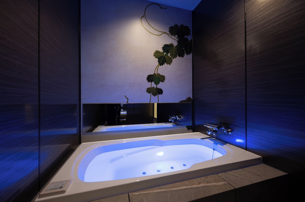 ラグジュアリー ダブルルーム バスルーム4 | HOTEL ZEN奈良宝来