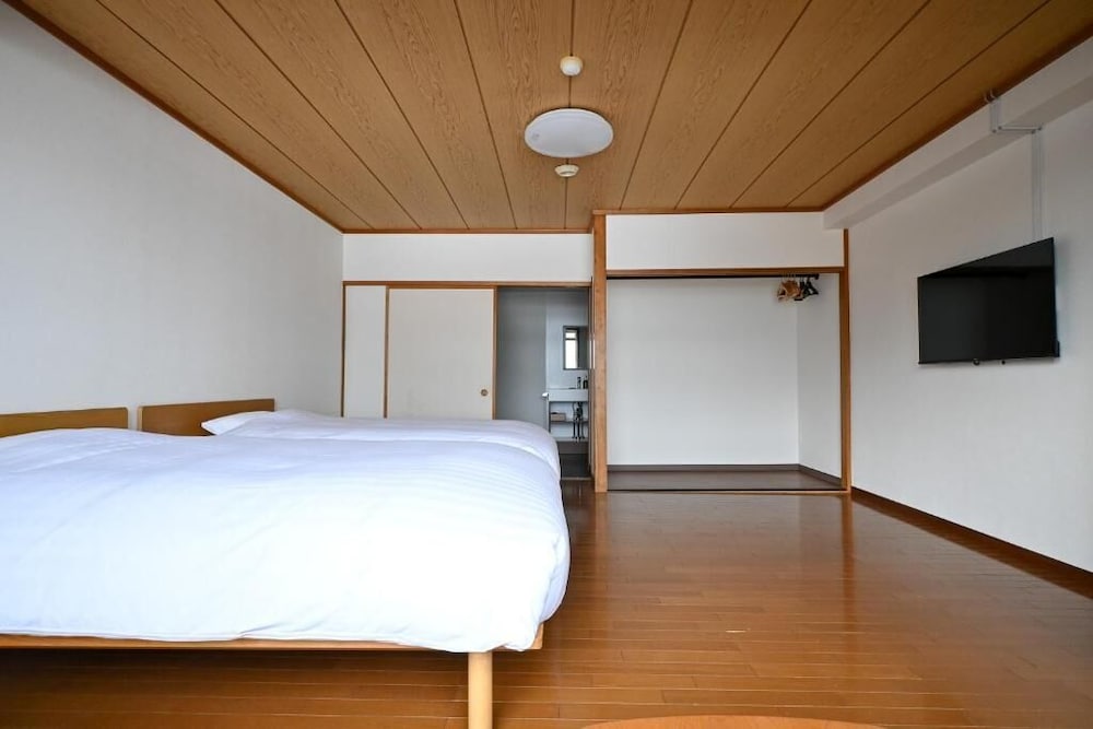 スタンダード ツインルーム 客室1 | ホテル五龍館