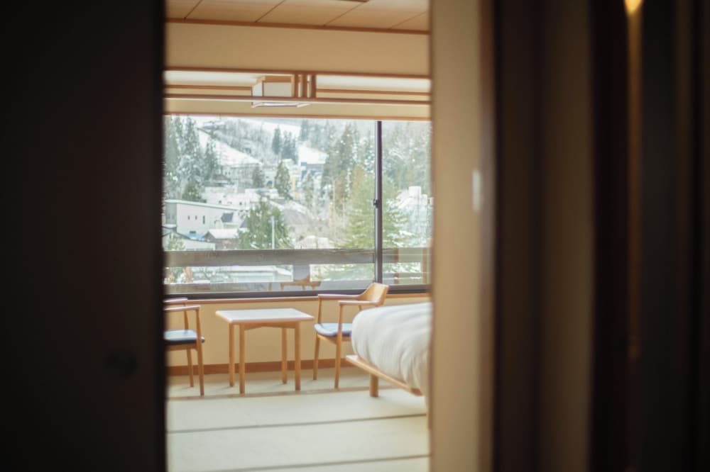 デラックス ルーム マウンテンビュー 客室3 | ホテル五龍館