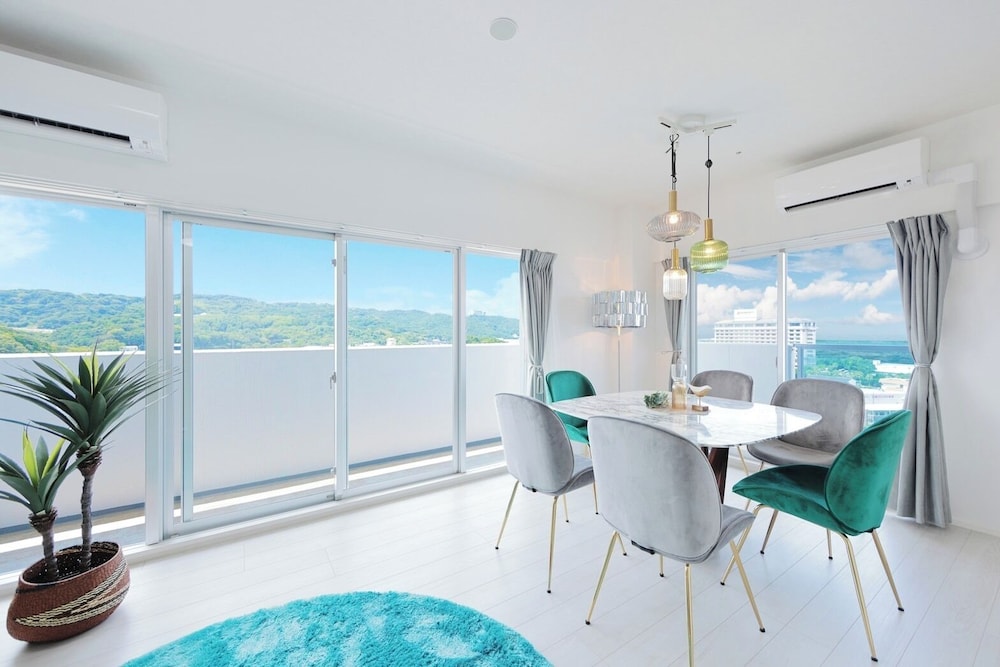 プレミアム コンドミニアム バルコニー リゾートビュー レストラン0 | クリスタルエグゼ南紀白浜Ⅱ