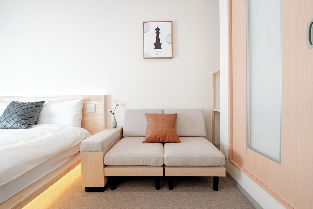 ベーシック コンドミニアム クイーンベッド 1 台 禁煙 リビング エリア1 | b&黒門3号店