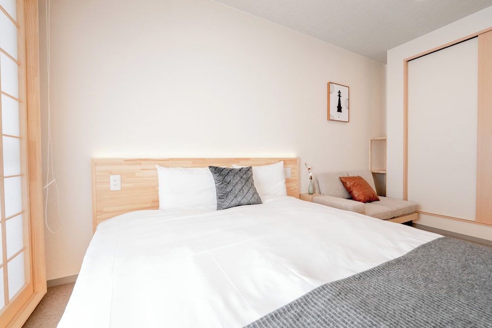 ベーシック コンドミニアム クイーンベッド 1 台 禁煙 客室1 | b&黒門3号店