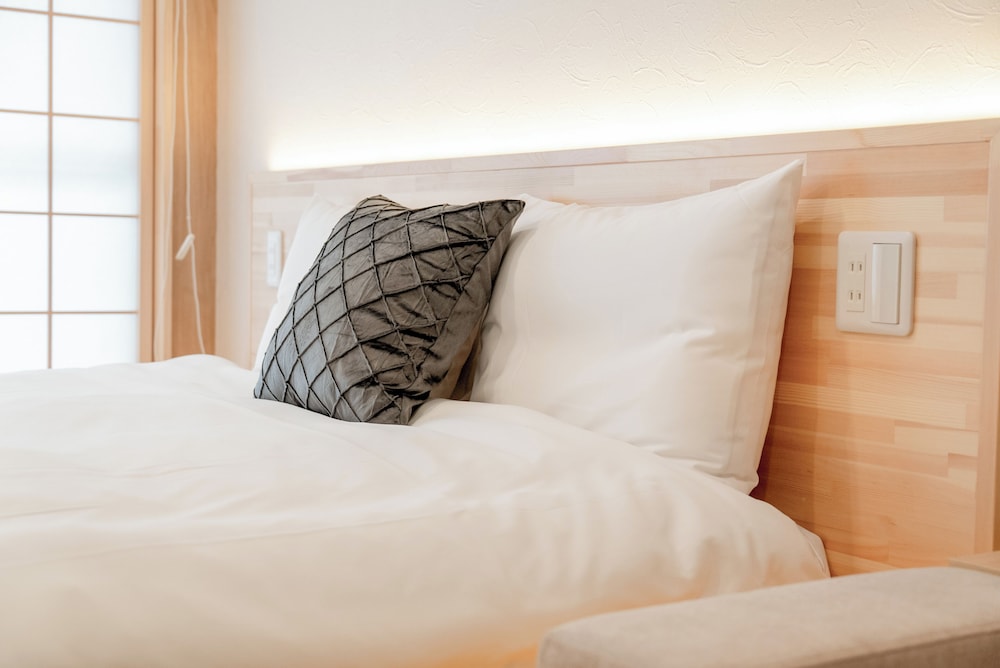 ベーシック コンドミニアム クイーンベッド 1 台 禁煙 客室4 | b&黒門3号店