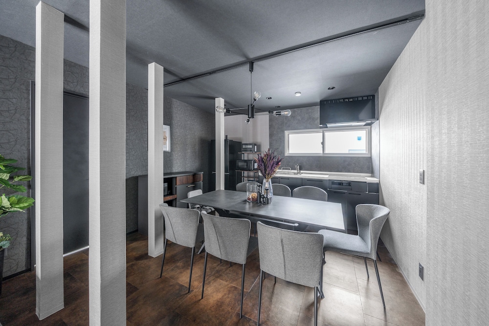 アパートメント レストラン2 | PRUNOIA