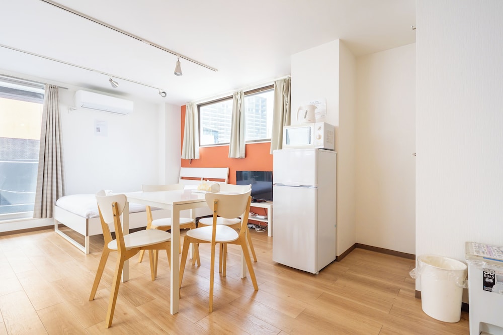 レストラン1 | 難波民泊