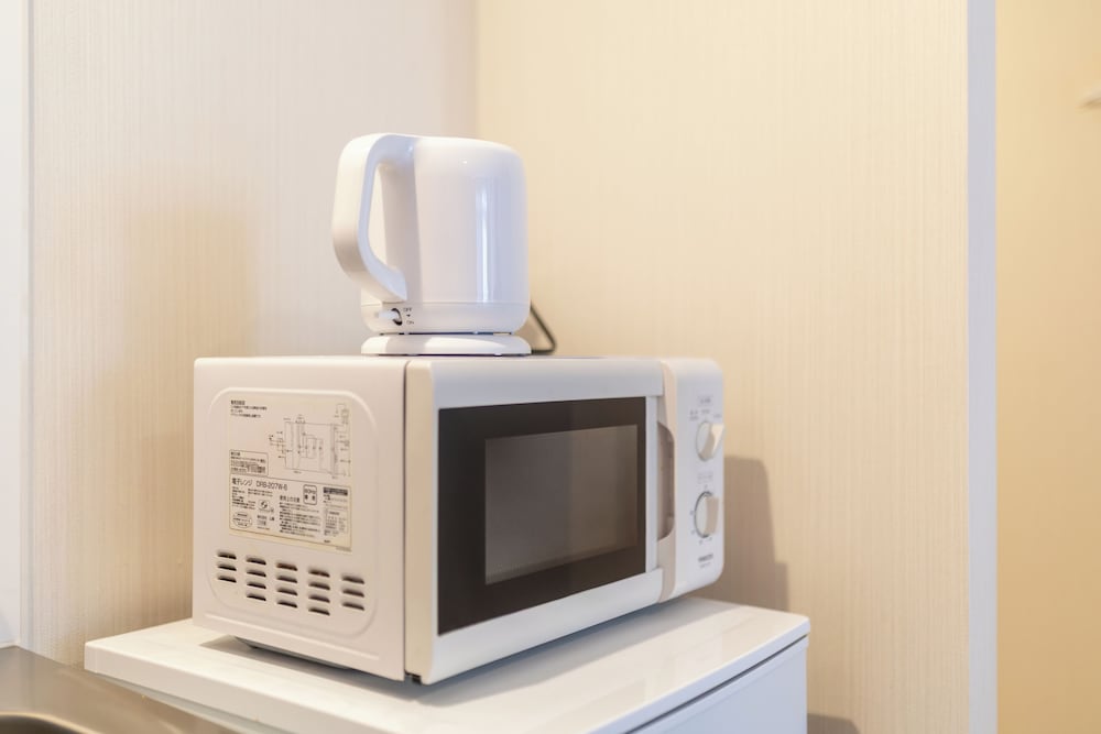 4 人部屋 ラナイ シティビュー 客室24 | 難波民泊