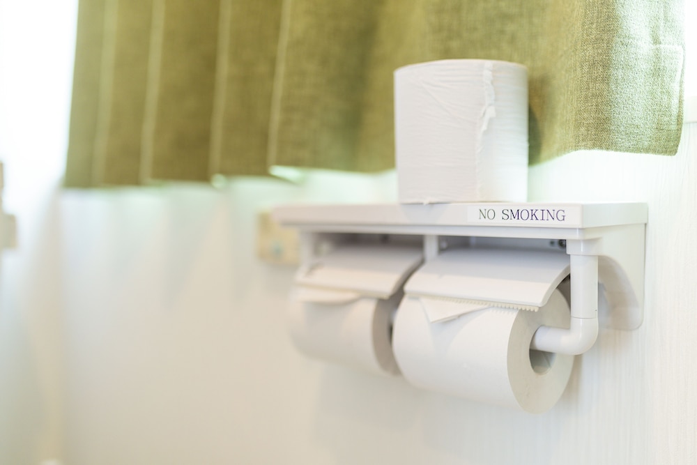 4 人部屋 ラナイ シティビュー 客室7 | 難波民泊