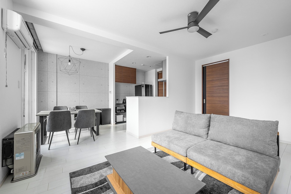 アパートメント リビング エリア3 | GRANDIA 202