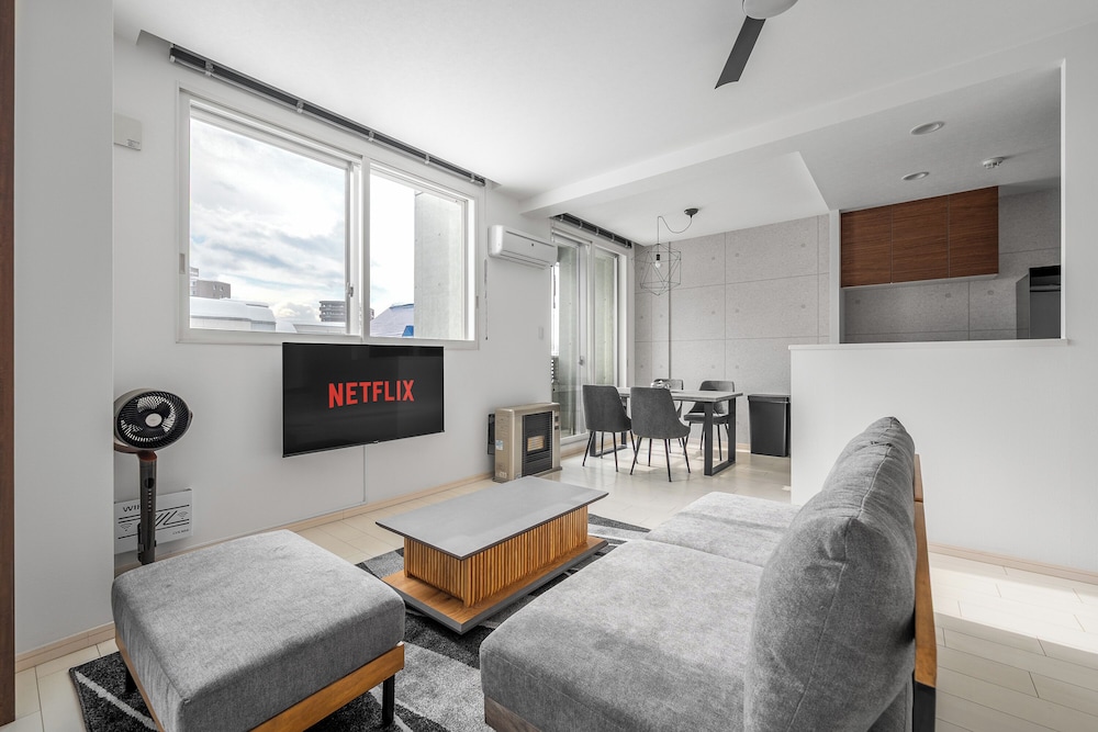 アパートメント リビング エリア1 | GRANDIA 202