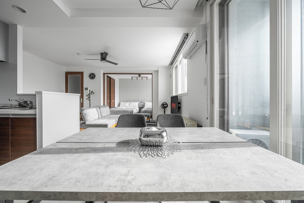 メインイメージ | GRANDIA 202