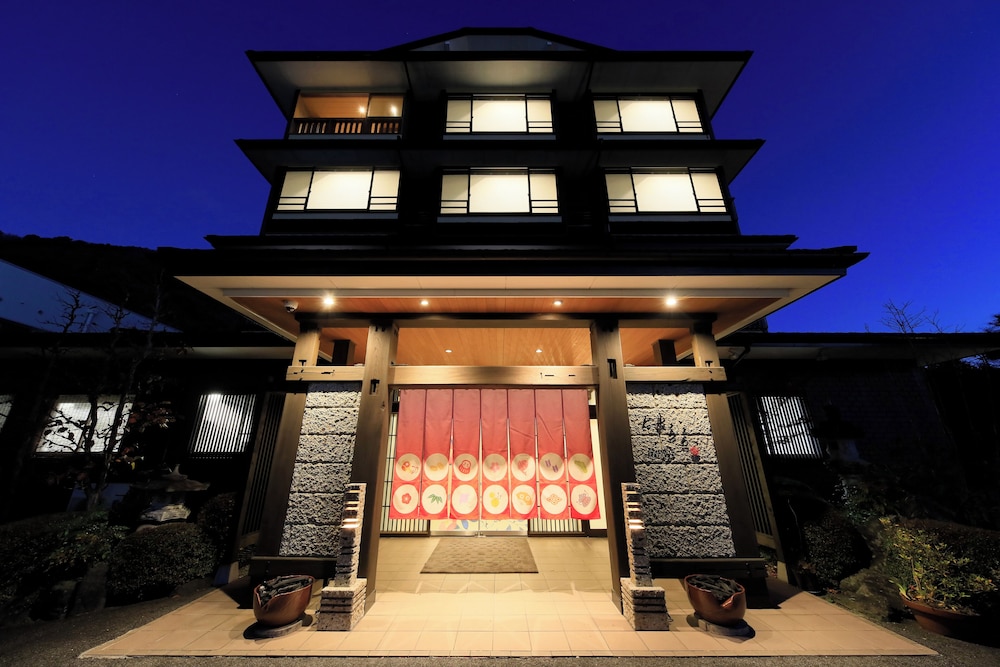 外観1 | 鬼怒川温泉　ゆらら丸京