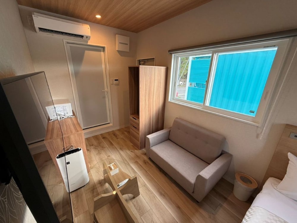 スタンダード シングルルーム 電子レンジ ガーデンビュー 客室3 | MIYAKOJIMA Blue Village HOTEL & SAUNA
