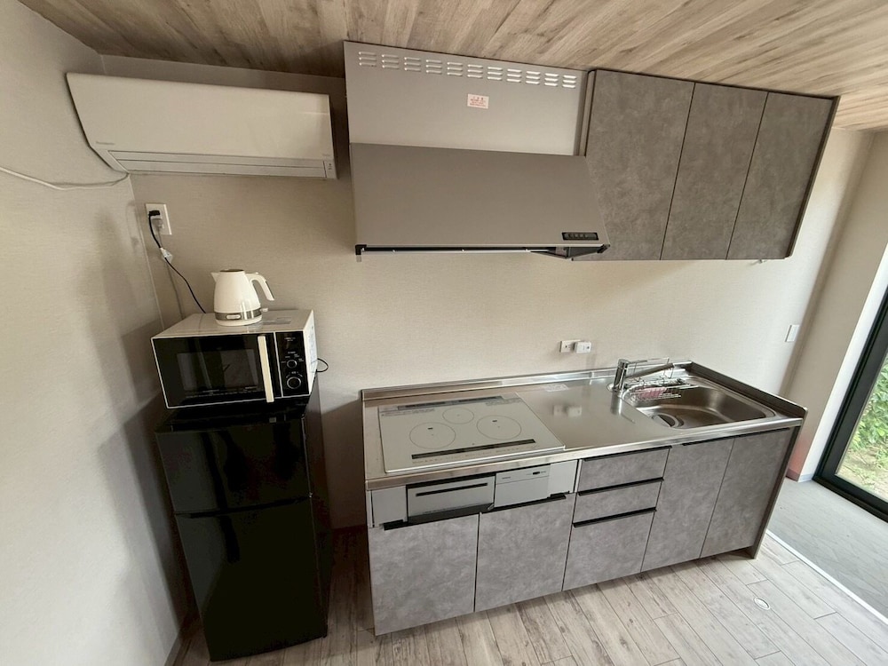 ラグジュアリー ヴィラ ベッド (複数台) キッチン ガーデンビュー 専用キッチン0 | MIYAKOJIMA Blue Village HOTEL & SAUNA