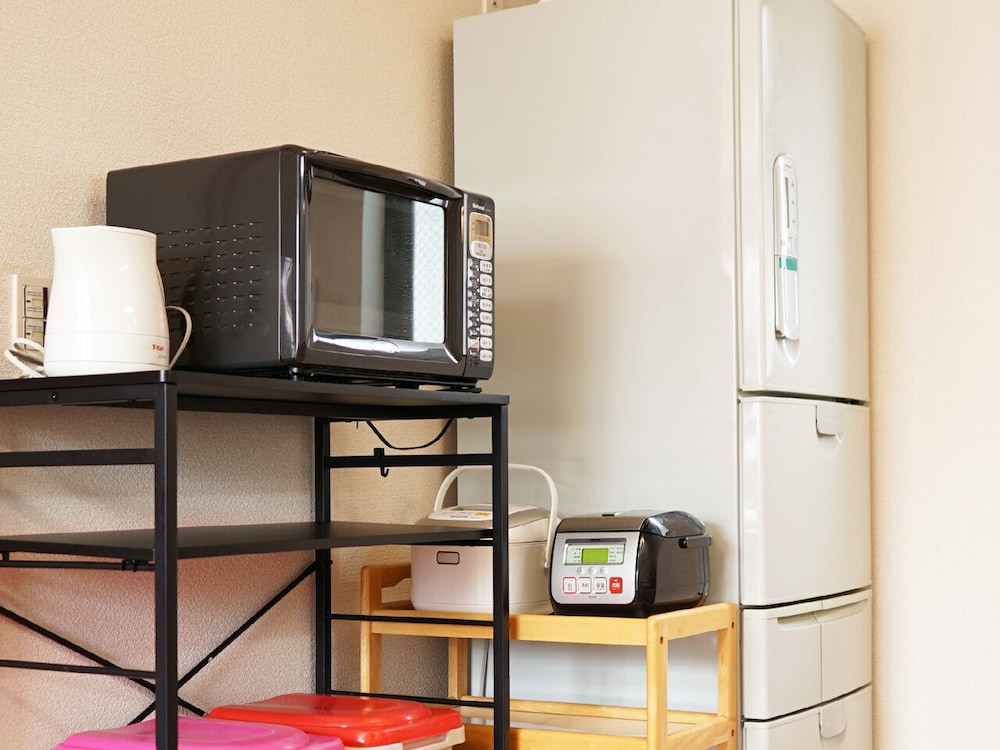 ファミリー ルーム 禁煙 シティビュー 内装2 | エコイン - ホステル