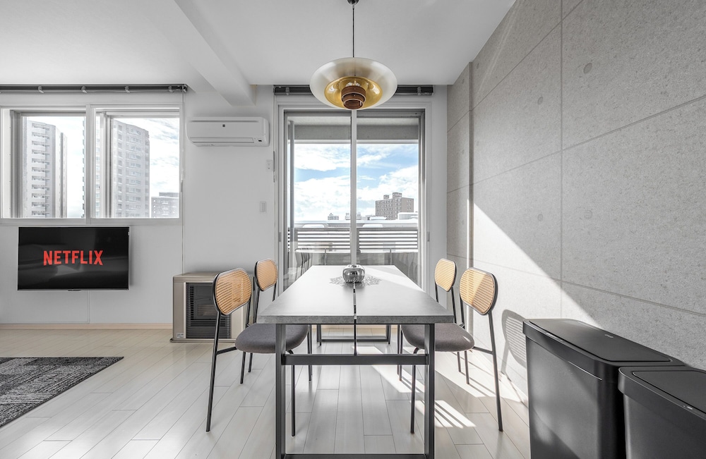 アパートメント レストラン6 | GRANDIA 302