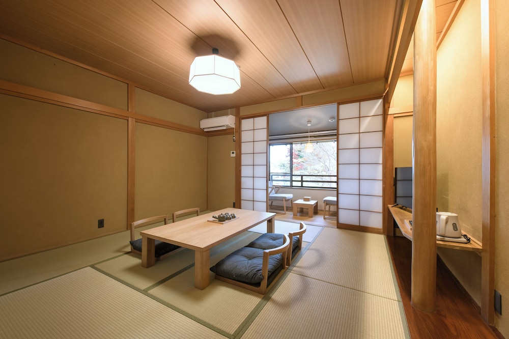 コンフォート 4 人部屋 3 | HAKONE GORA TEN