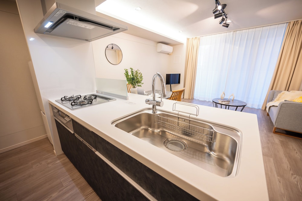 スーペリア アパートメント 禁煙 (208) 専用キッチン1 | Dash Living Minami Azabu