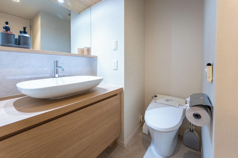 スーペリア アパートメント バスルーム0 | Dash Living Minami Azabu