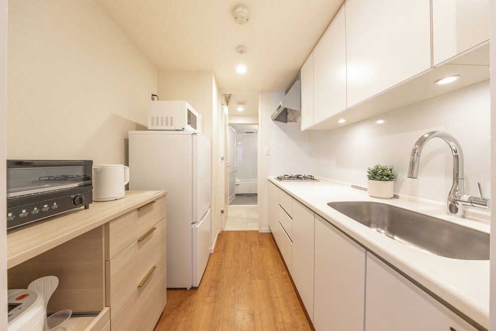 デラックス アパートメント 禁煙 (318) 専用キッチン0 | Dash Living Minami Azabu