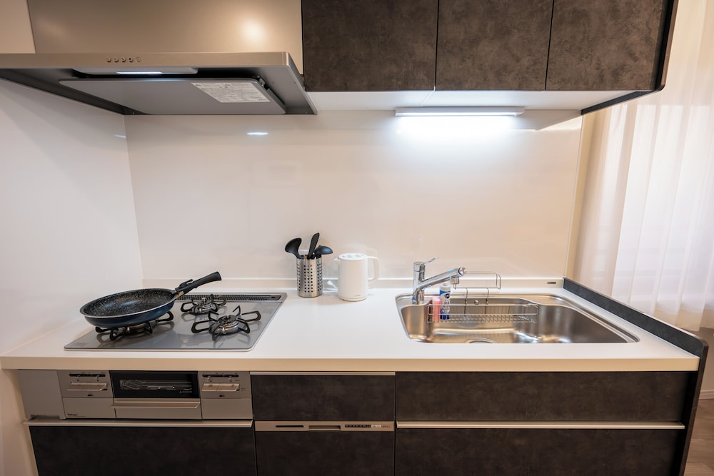 エグゼクティブ アパートメント 禁煙 (418) 専用キッチン1 | Dash Living Minami Azabu