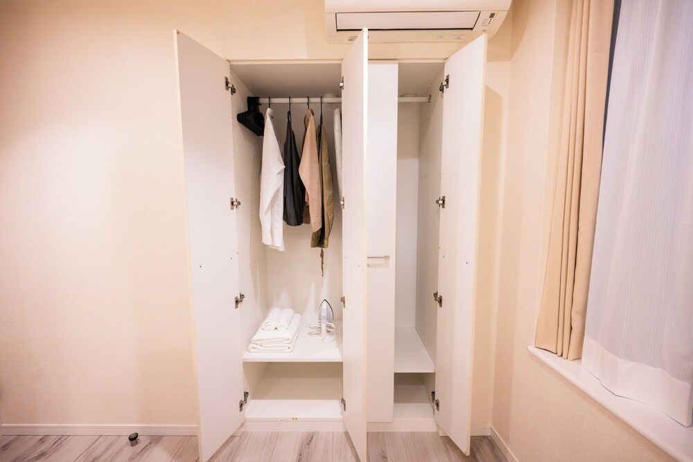 プレミアム アパートメント 禁煙 (307) ワードローブ0 | Dash Living Minami Azabu