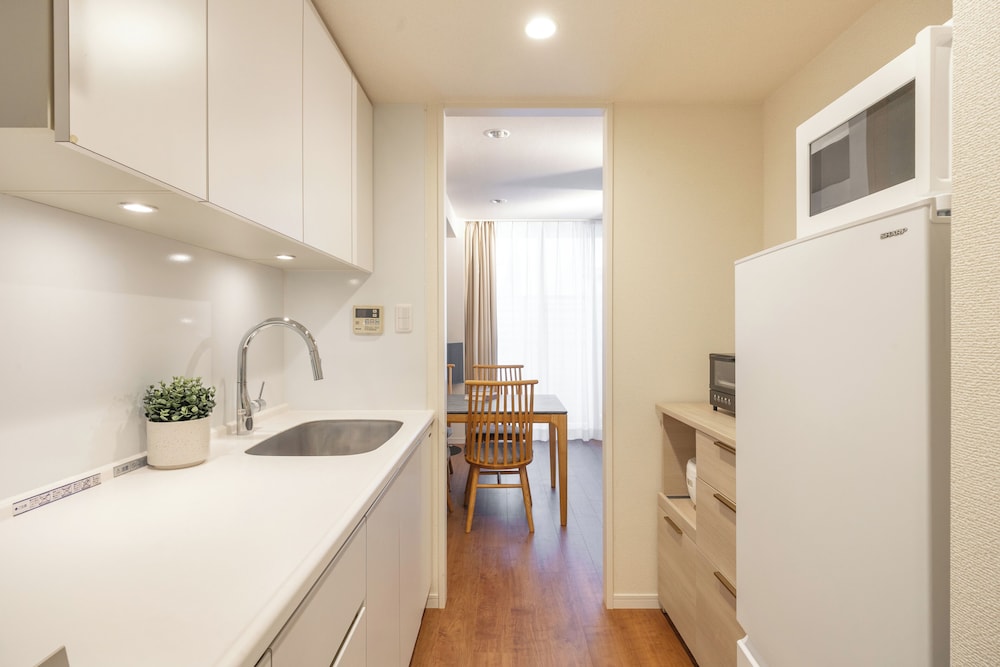 デラックス アパートメント 禁煙 (318) 専用キッチン1 | Dash Living Minami Azabu