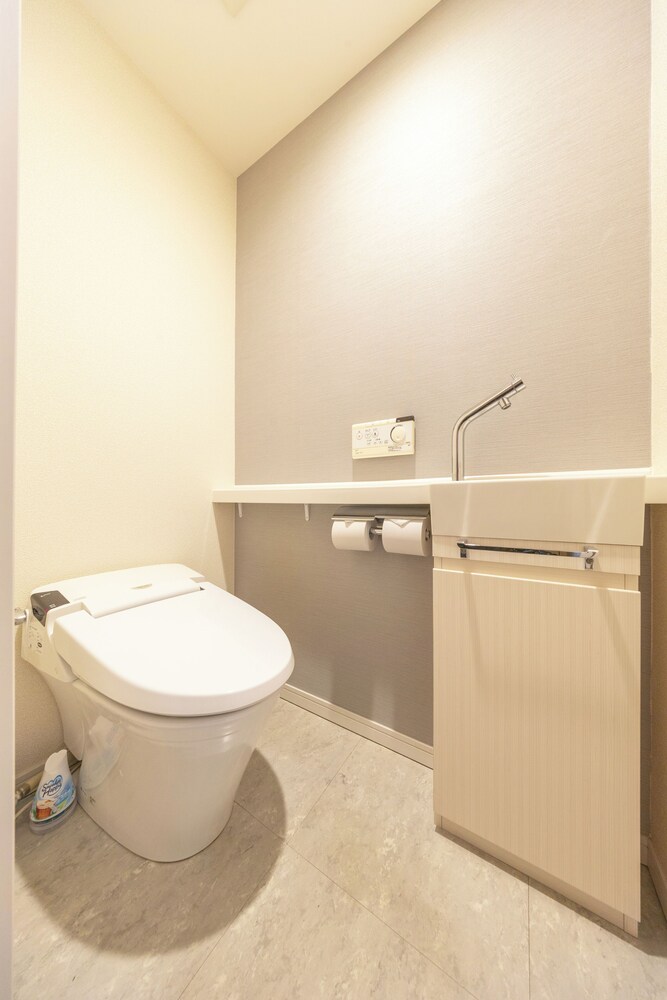 デラックス アパートメント 禁煙 (318) バスルーム1 | Dash Living Minami Azabu