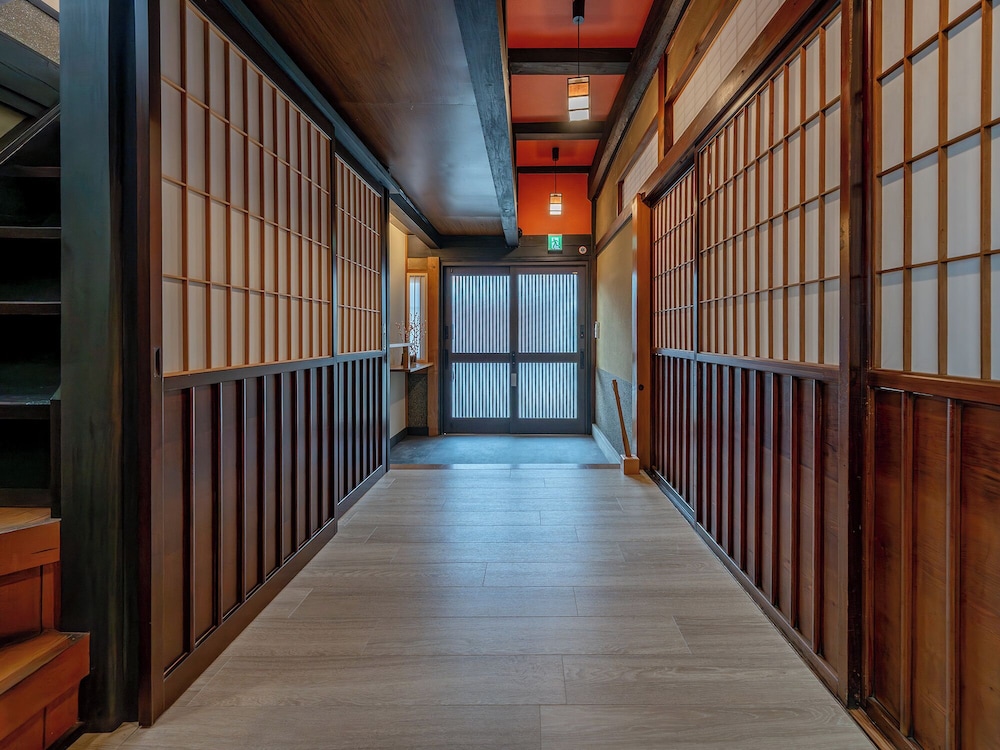 ハウス ガーデンビュー 内装1 | 飛騨まちやど 石庭の宿