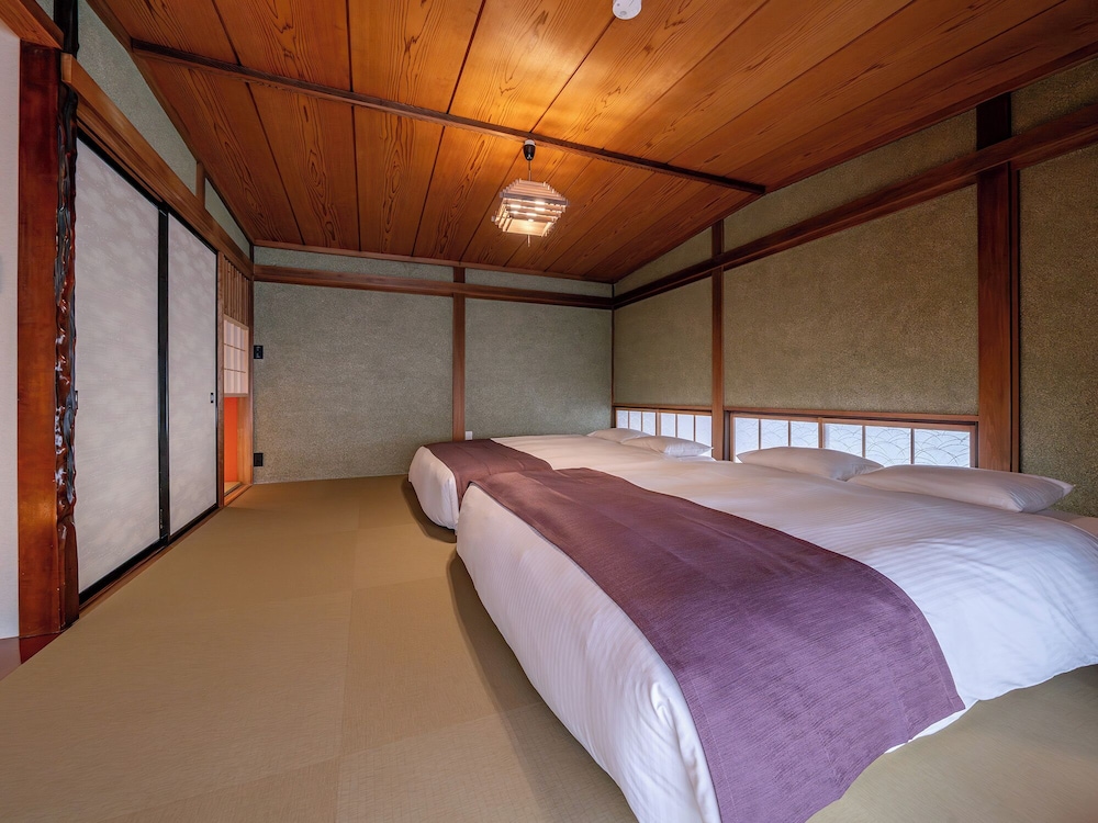 ハウス ガーデンビュー 客室2 | 飛騨まちやど 石庭の宿