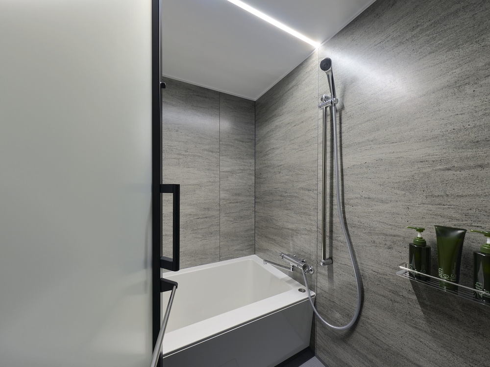 コンフォート ツインルーム バスルームの設備0 | BASE LAYER HOTEL 福岡