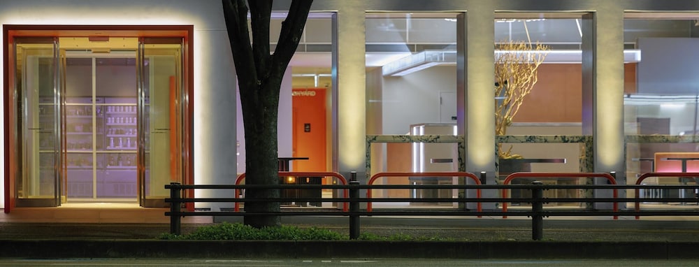 BASE LAYER HOTEL 福岡