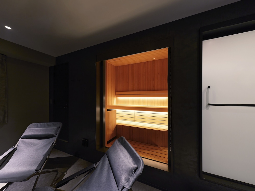 シグネチャー ツインルーム サウナ 客室の設備とサービス7 | BASE LAYER HOTEL 福岡