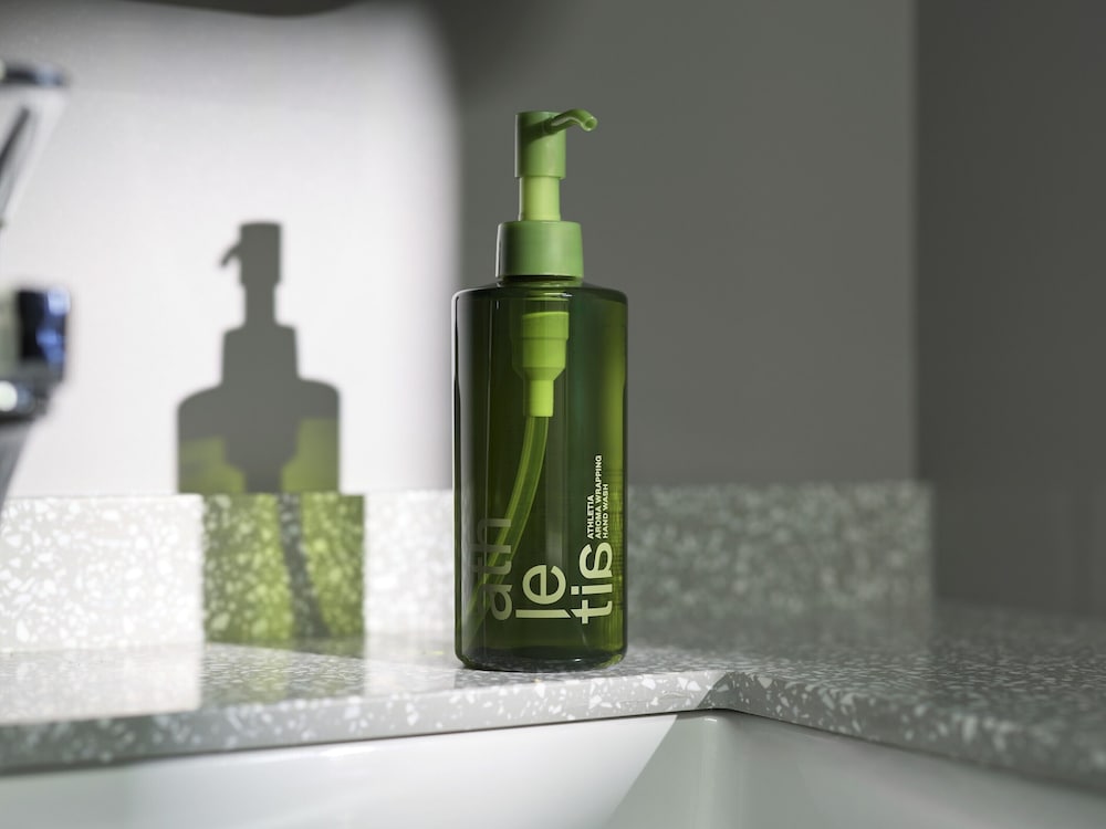 コンフォート ツインルーム 客室の設備とサービス6 | BASE LAYER HOTEL 福岡