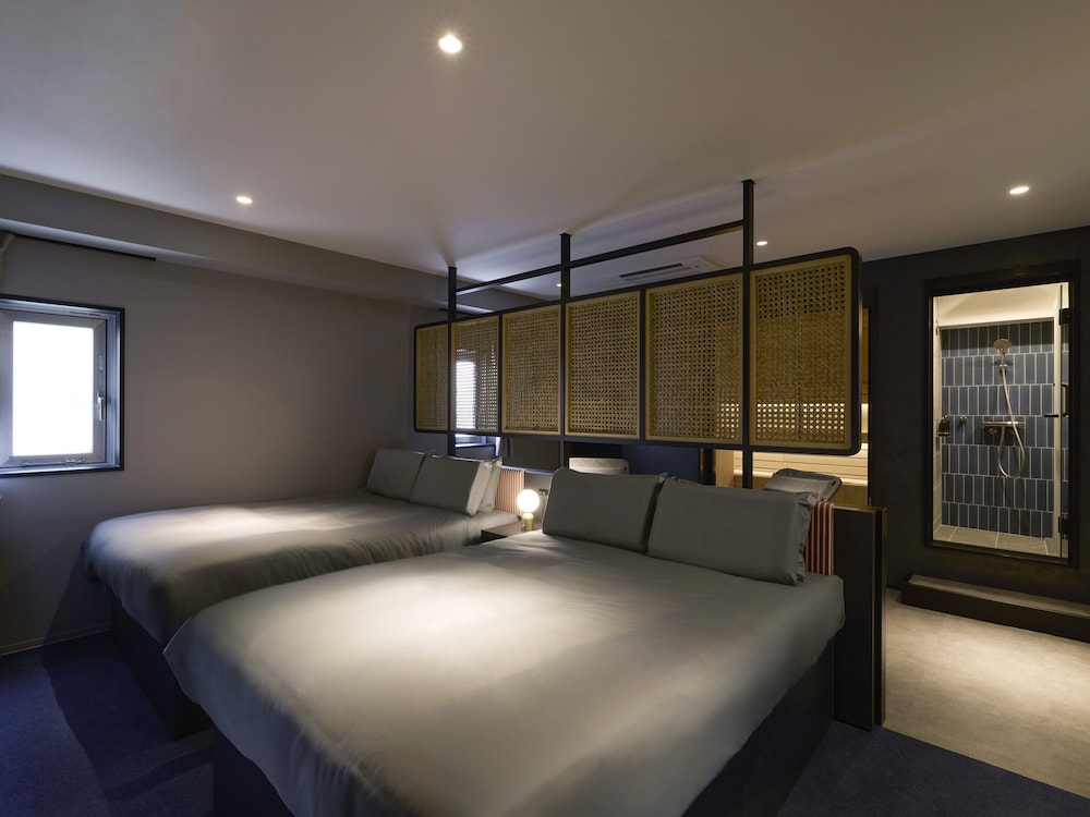 シグネチャー ツインルーム サウナ 客室1 | BASE LAYER HOTEL 福岡