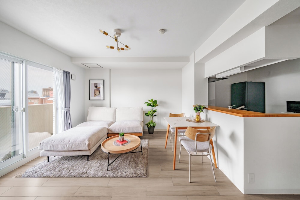 アパートメント リビング エリア3 | E-US NAEBO STATION 402